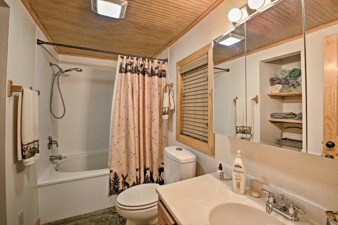 Photo of Bathroom in Mid America