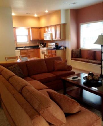 Photo of Livingroom in Mid America