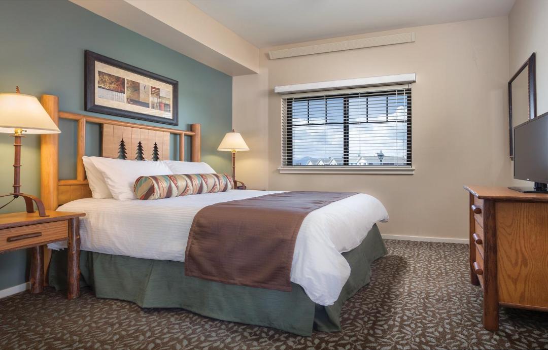 Photo of Bedroom in West Yellowstone