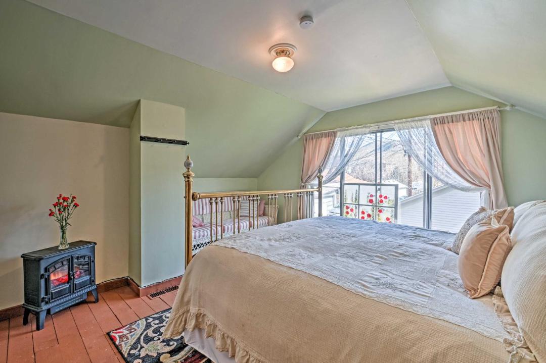 Photo of Bedroom in Riverfront