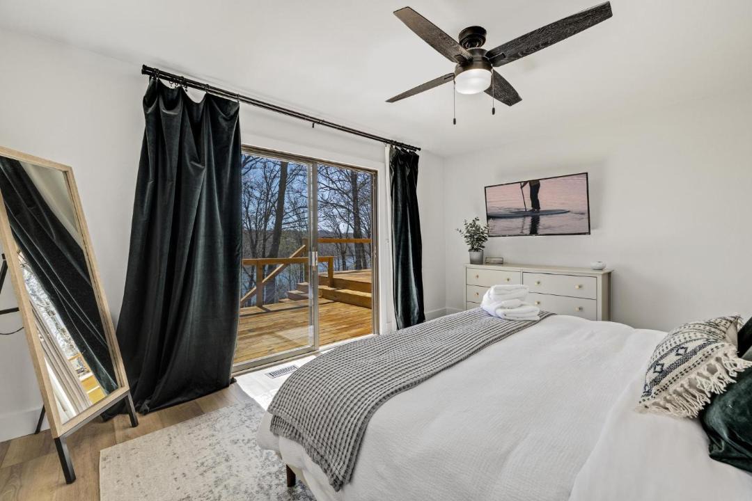 Photo of Bedroom in Rogers