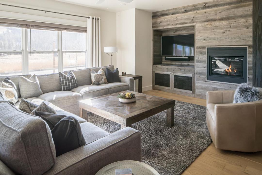 Photo of Livingroom in Big Sky