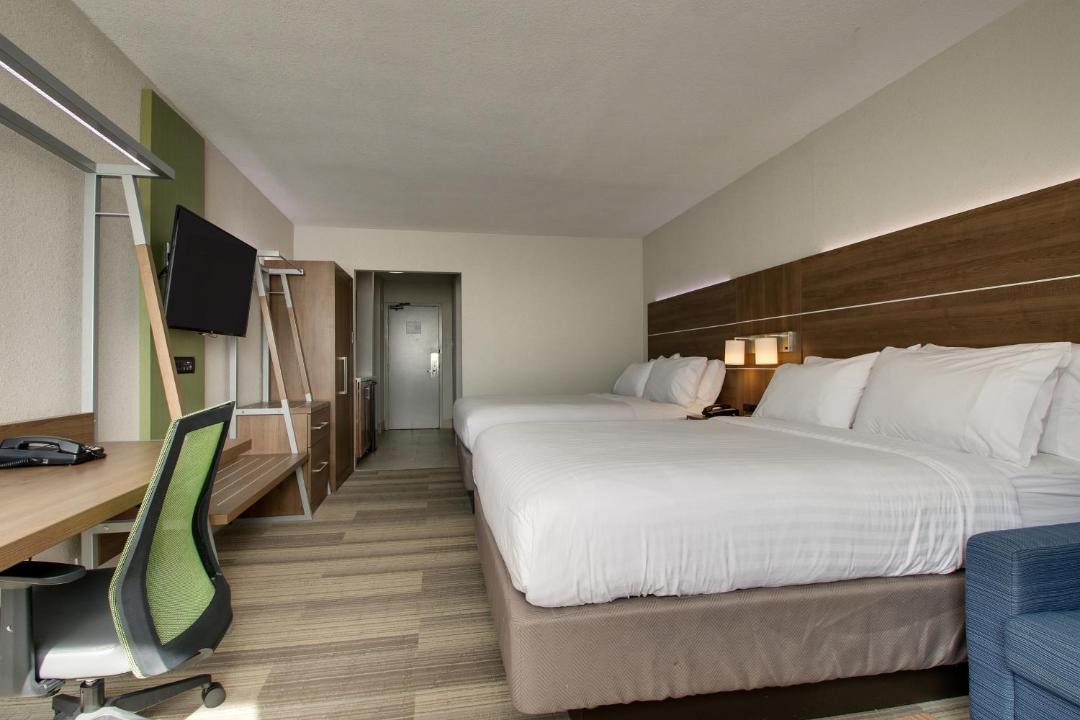 Photo of Bedroom in Wapakoneta