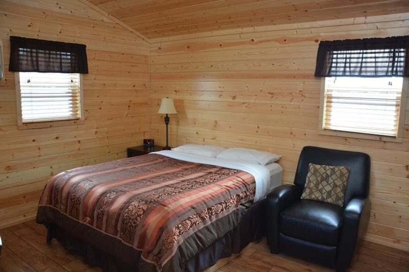 Photo of Bedroom in Watford City
