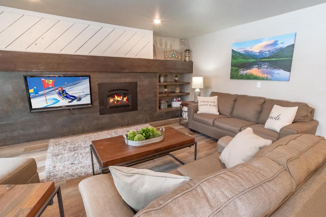 Photo of Livingroom in Historic District