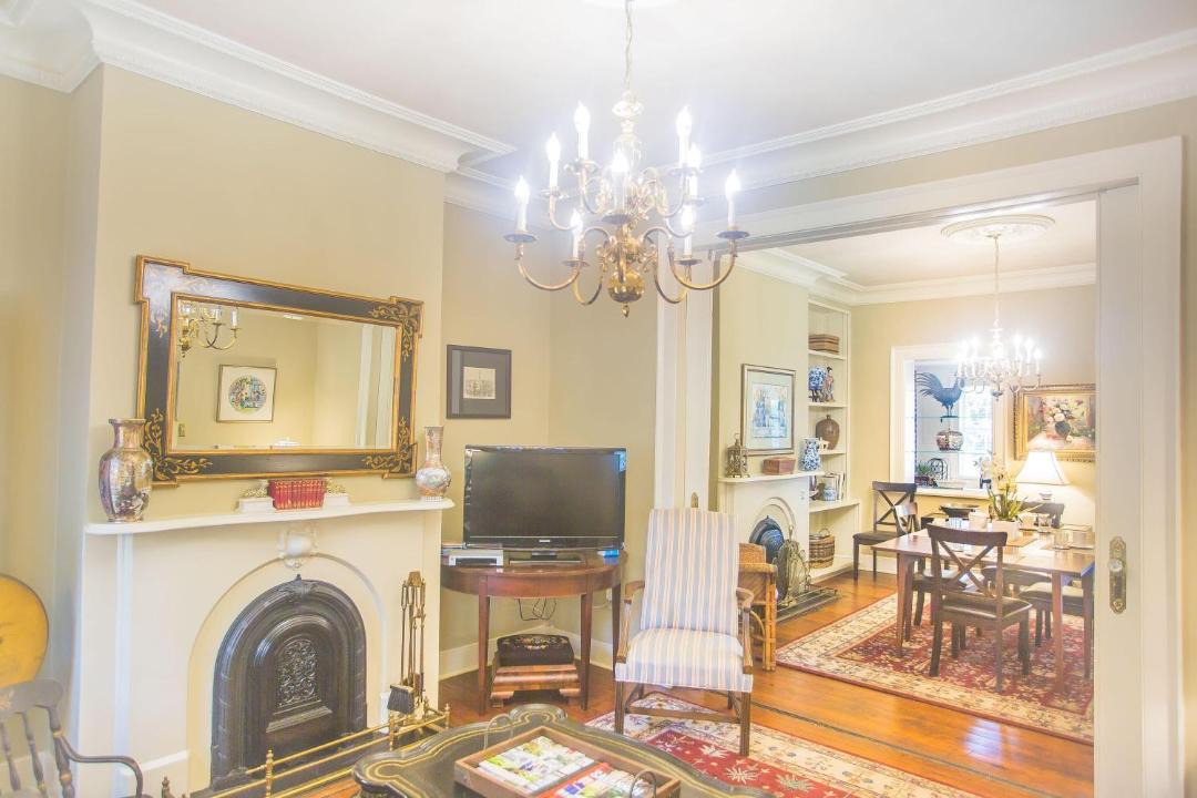 Photo of Livingroom in Historic Downtown Savannah