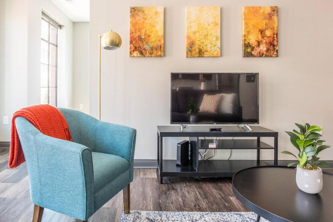 Photo of Livingroom in Scioto Mile