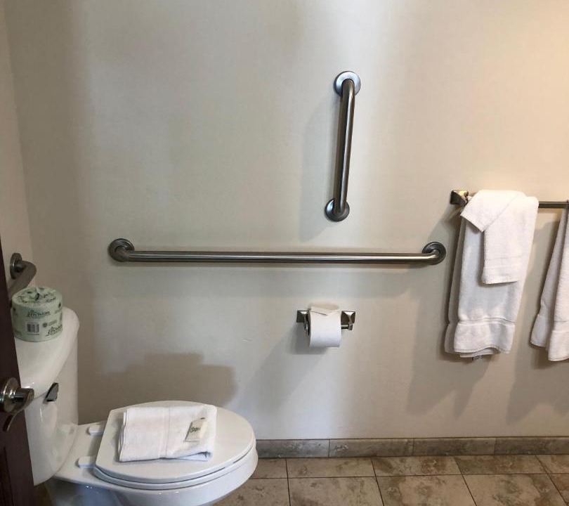 Photo of Bathroom in Gardiner
