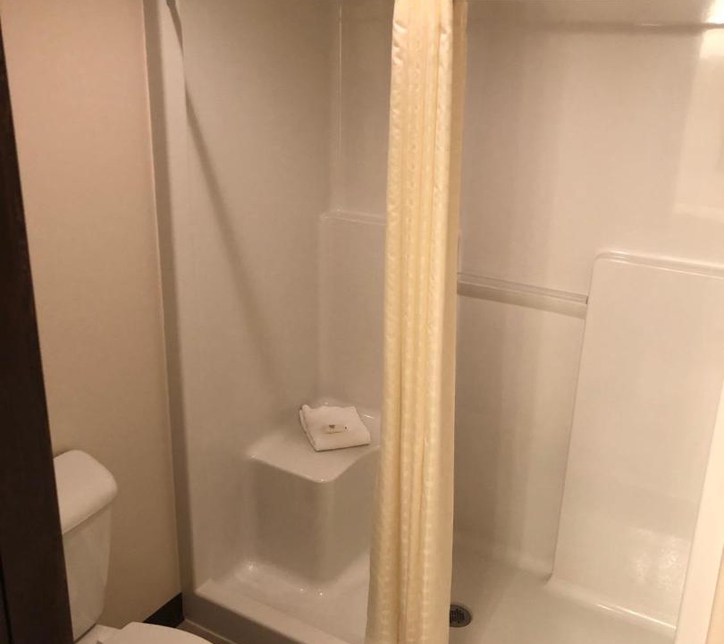 Photo of Bathroom in Gardiner