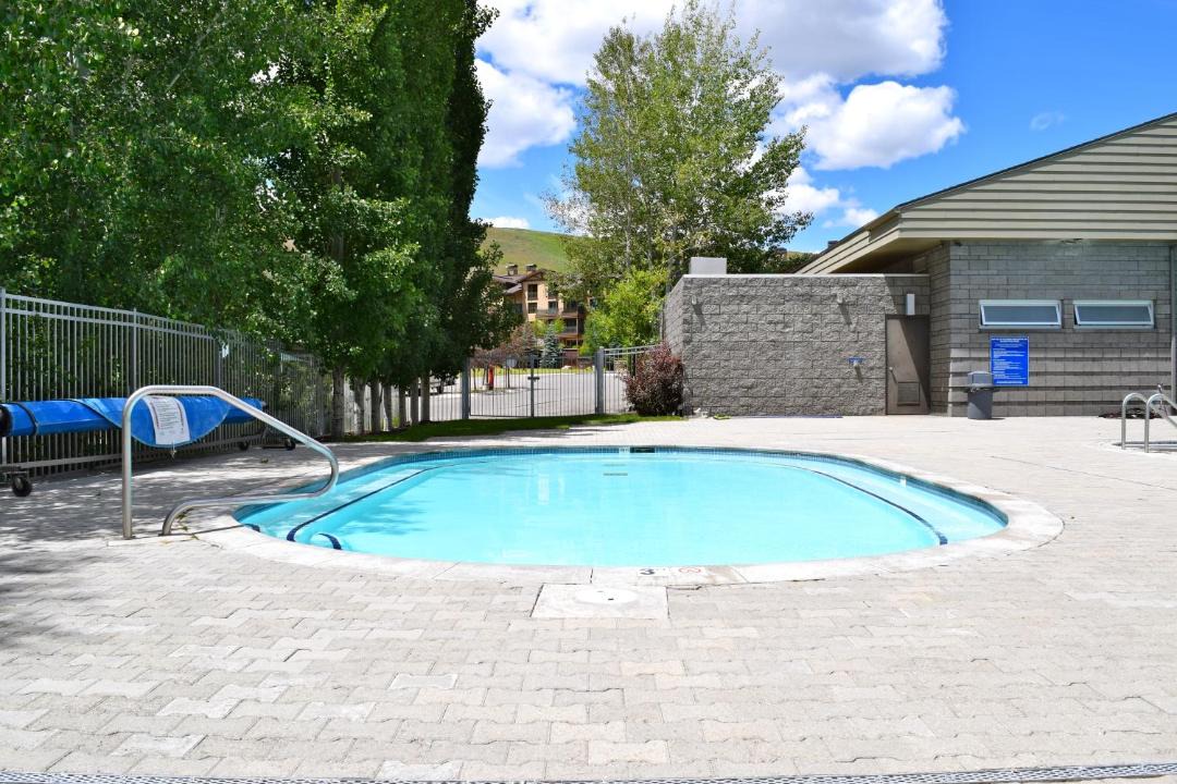 Photo of Outdoor in Elkhorn Village