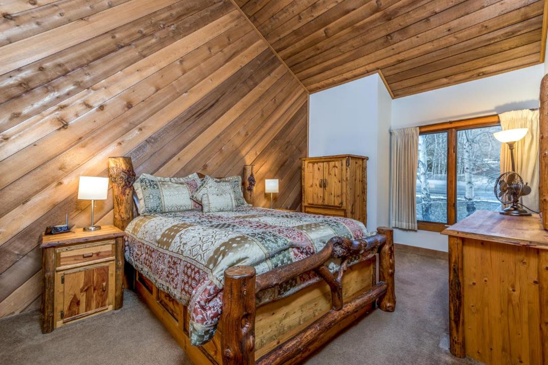 Photo of Others in Elkhorn Village