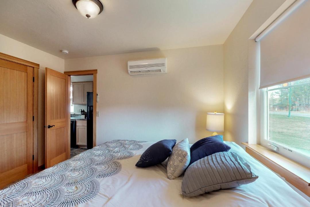 Photo of Bedroom in Dover Bay