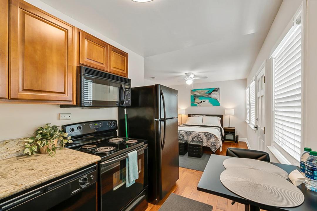 Photo of Livingroom in Cortez Hill