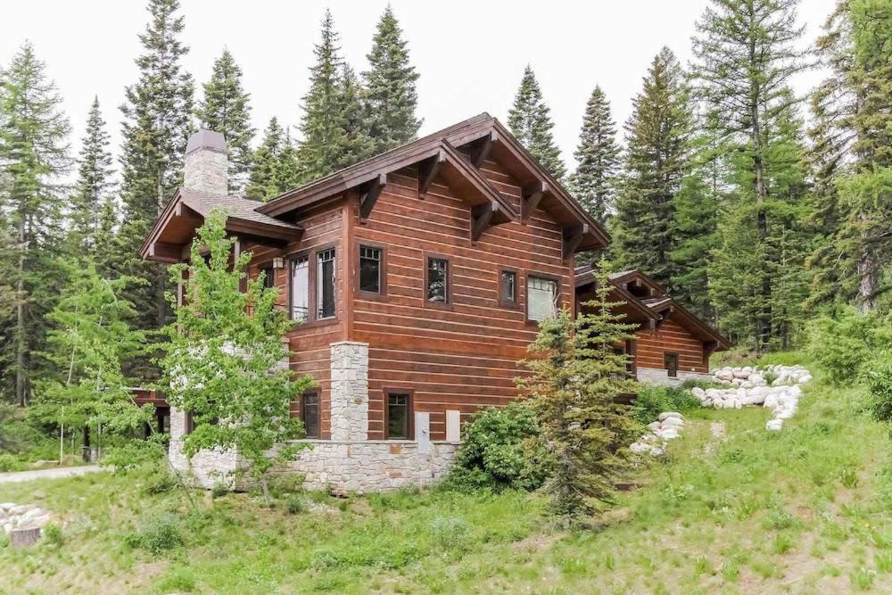 Photo of Buildings in Tamarack Resort
