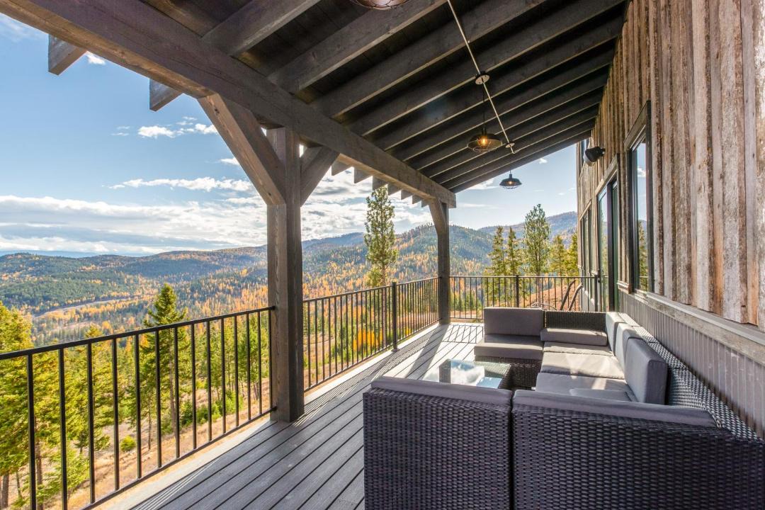Photo of Patio Balcony in Lakeside