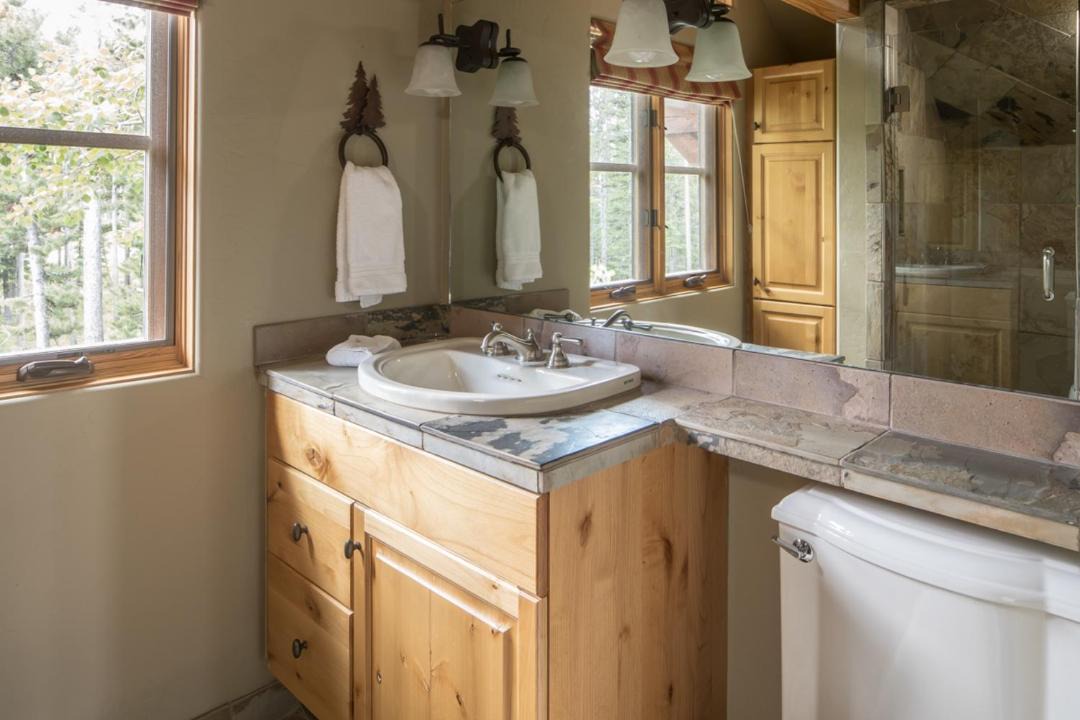 Photo of Bathroom in Big Sky