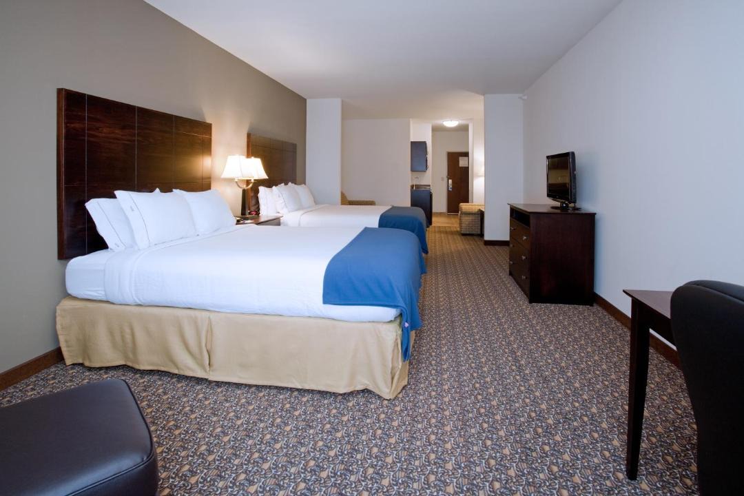 Photo of Bedroom in Lander