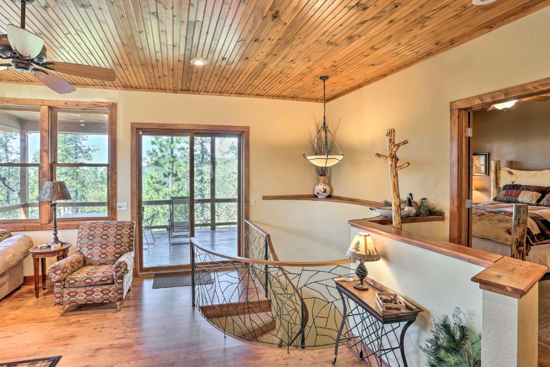 Photo of Livingroom in Lead