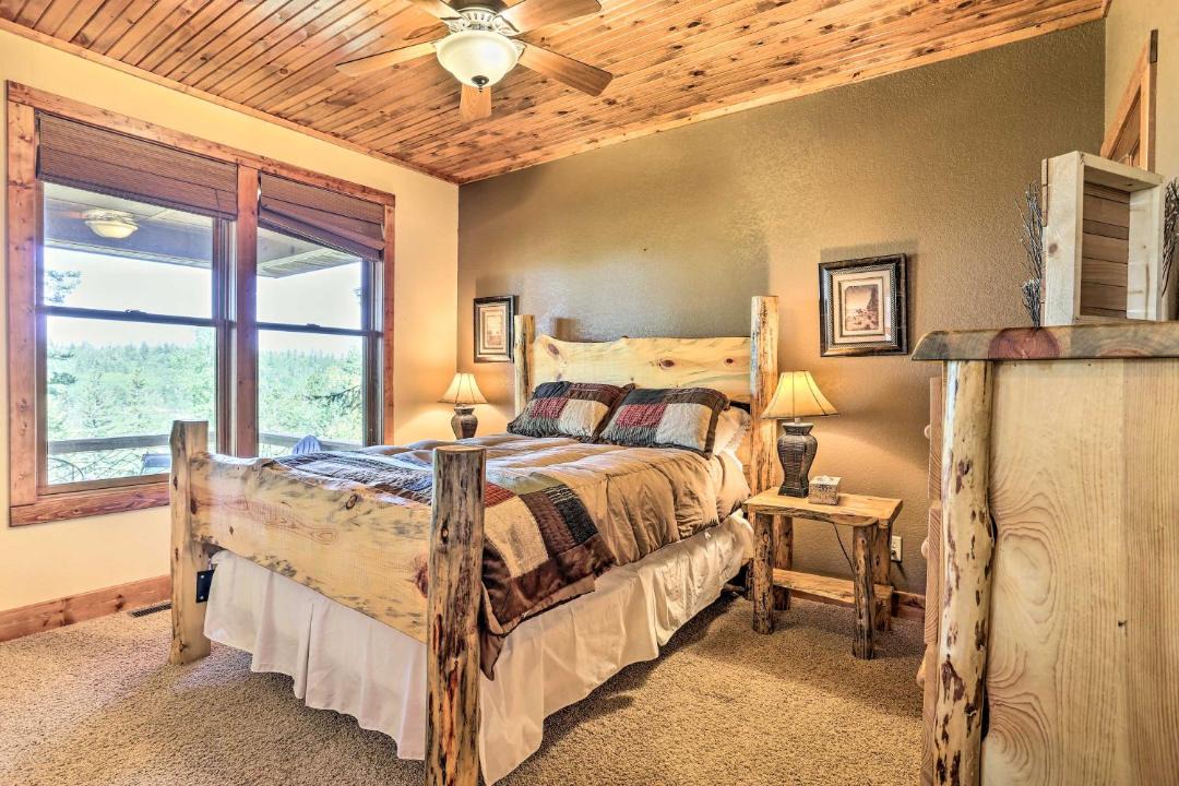 Photo of Bedroom in Lead