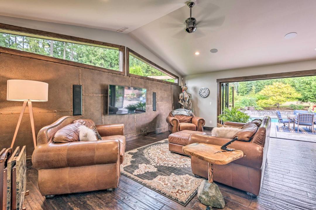 Photo of Livingroom in North Creek
