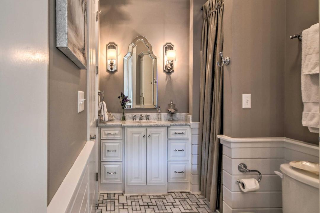 Photo of Bathroom in Pass Christian
