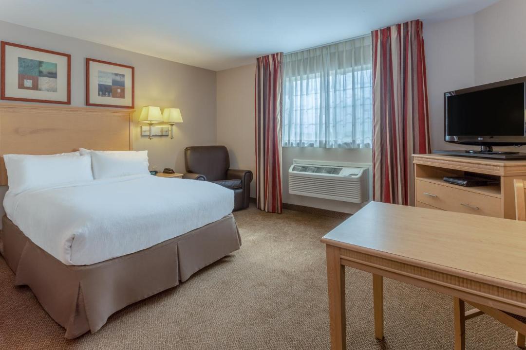 Photo of Bedroom in Minot