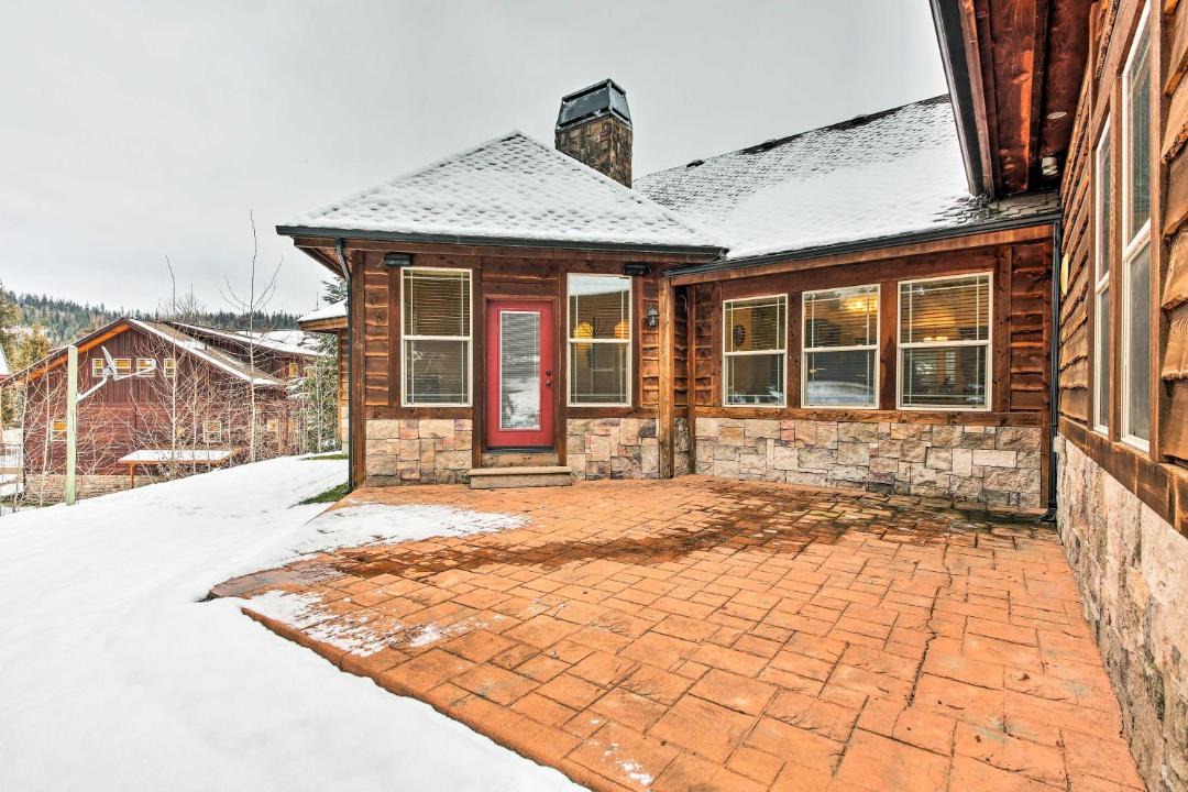 Photo of Buildings in Priest River
