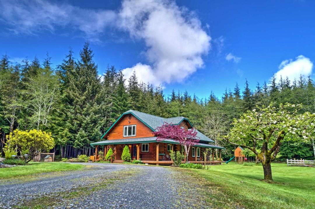Photo of Others in Forks