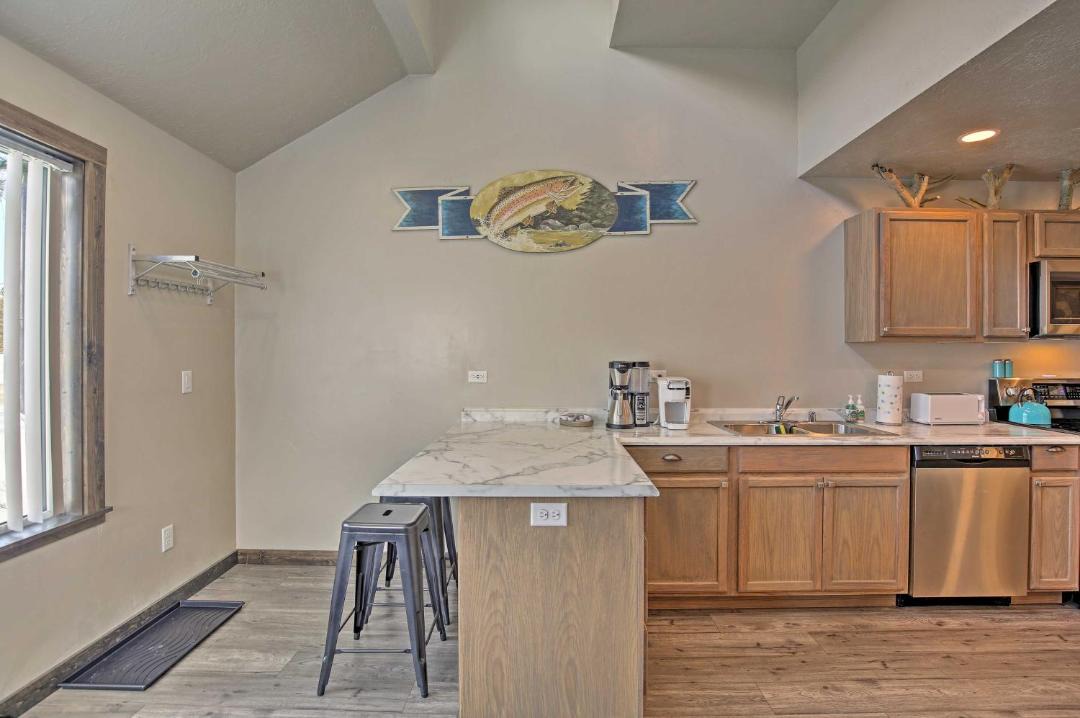 Photo of Kitchen in West Yellowstone
