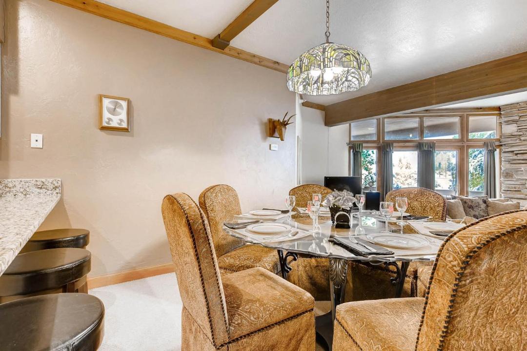 Photo of Livingroom in Deer Valley