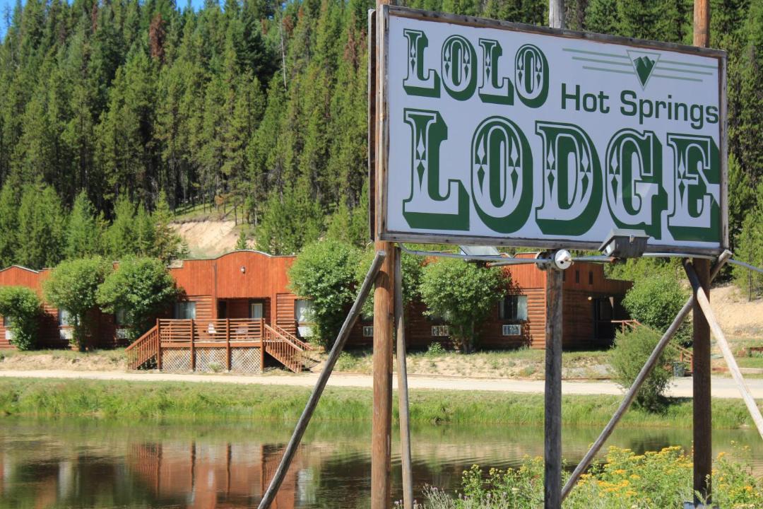 Photo of Buildings in Lolo