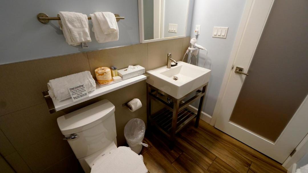 Photo of Bathroom in Studio City