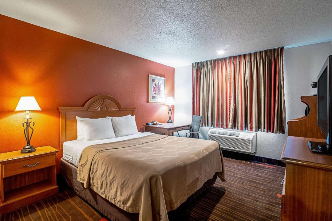 Photo of Bedroom in Aberdeen