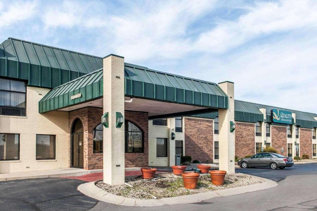 Photo of Buildings in Shelbyville
