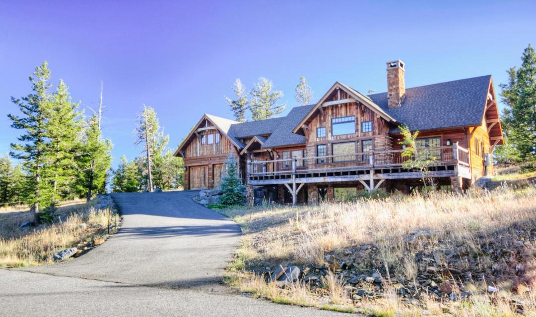 Photo of Others in Antler Ridge