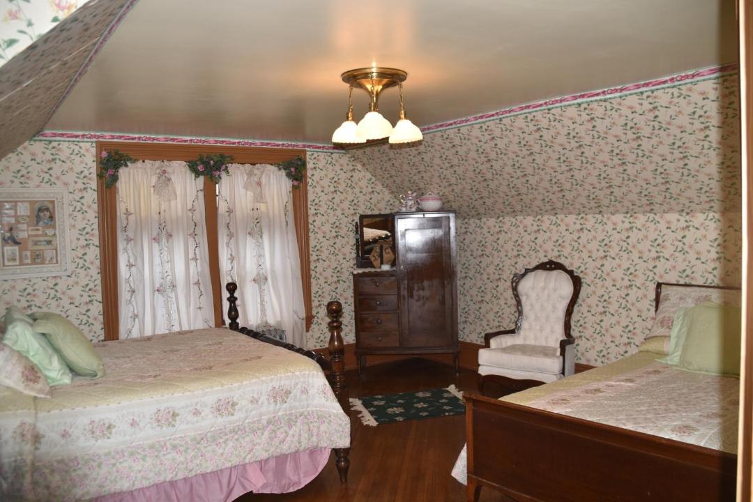 Photo of Bedroom in Leetonia