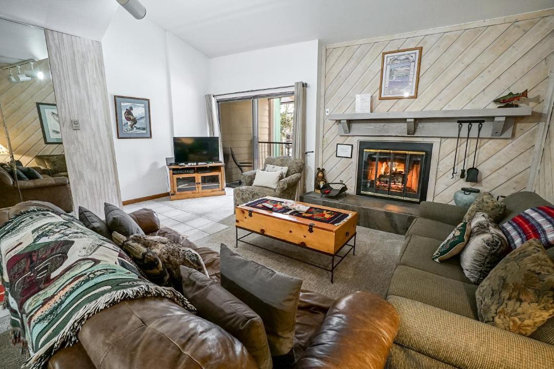 Photo of Livingroom in Four O'Clock