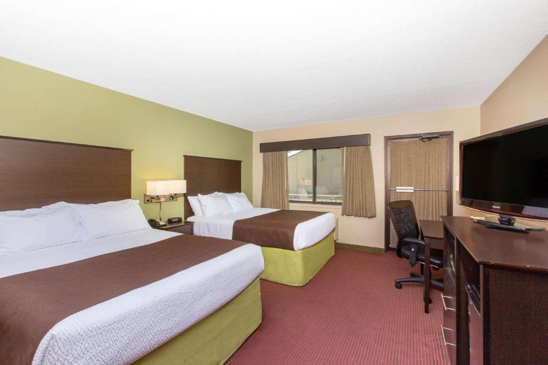 Photo of Bedroom in Okoboji