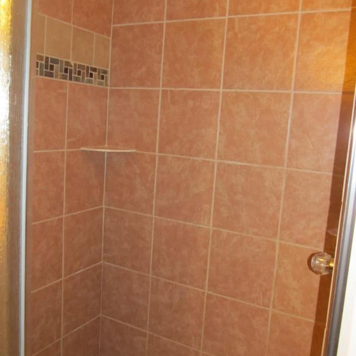 Photo of Bathroom in Wapiti