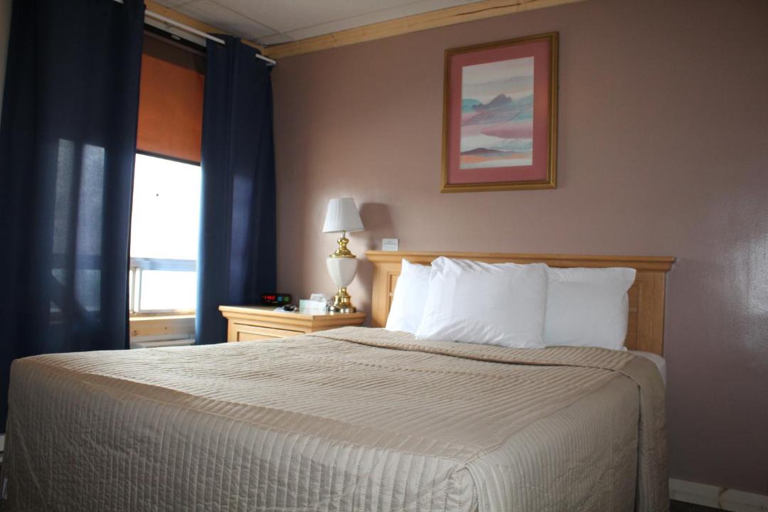 Photo of Bedroom in Lewistown
