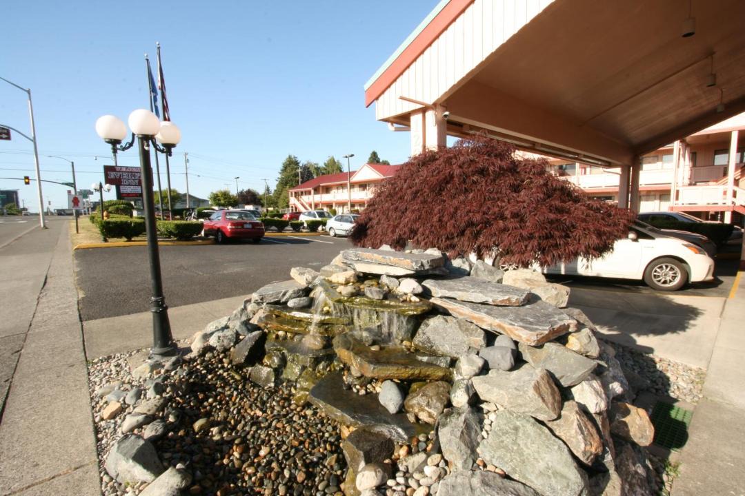 Photo of Others in Everett