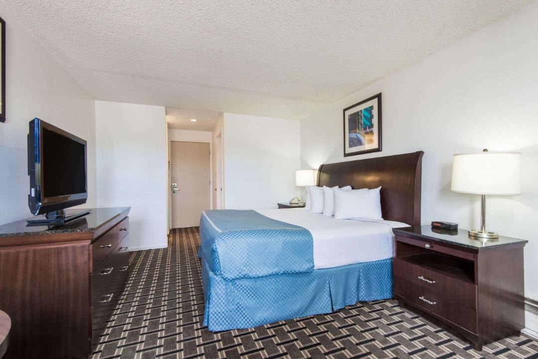 Photo of Bedroom in Laramie