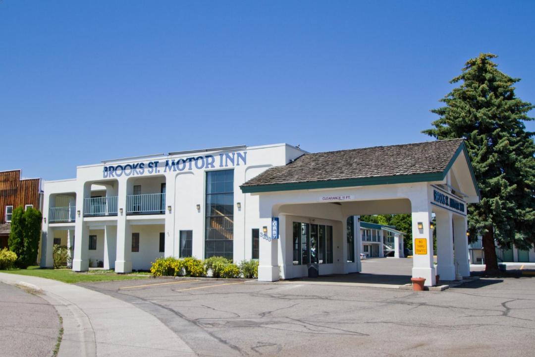 Photo of Buildings in Southgate Triangle