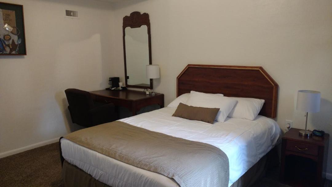 Photo of Bedroom in Lovell