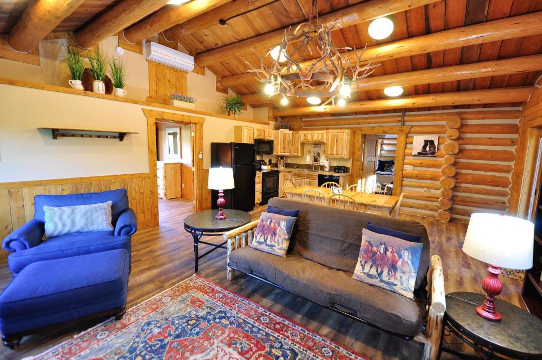 Photo of Livingroom in West Glacier