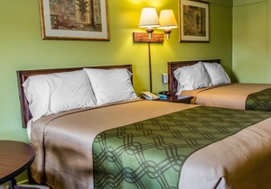 Econo Lodge Pittsburgh I-79