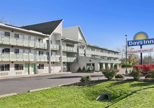 Days Inn by Wyndham Harrisburg North