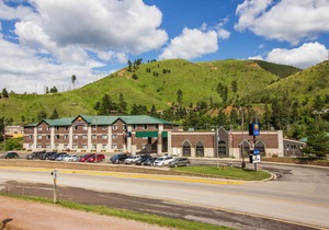 Comfort Inn & Suites Hotel in The Black Hills