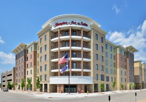 Hampton Inn & Suites des Moines Downtown