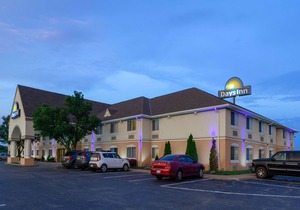 Days Inn by Wyndham Milan Sandusky South